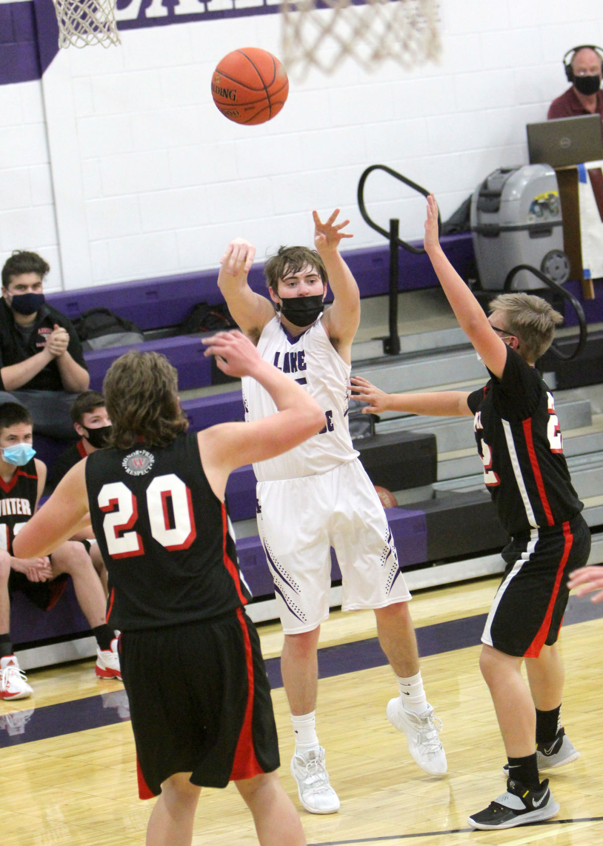 Winter at Lake Holcombe boys basketball 1-5-21